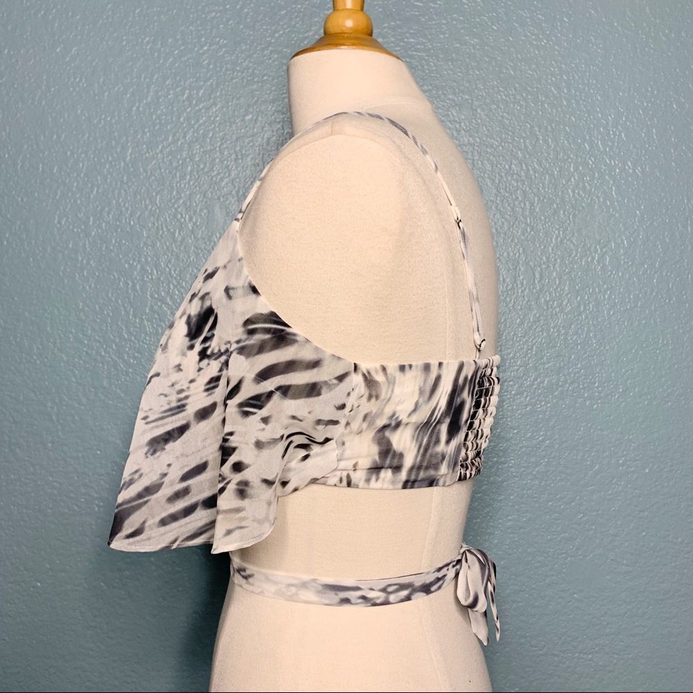 The Jetset Diaries Zambia Charcoal Crop Top NWT - Picture 3 of 4
